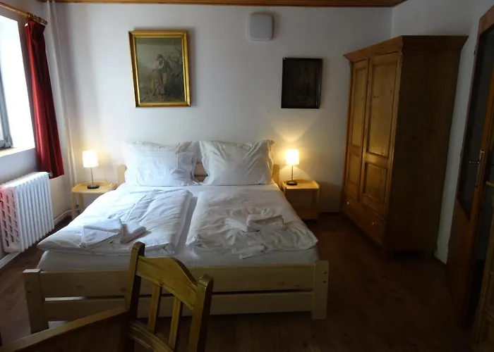V Nebi 3* Josefŭv Dŭl